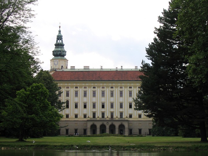 img00006.jpg