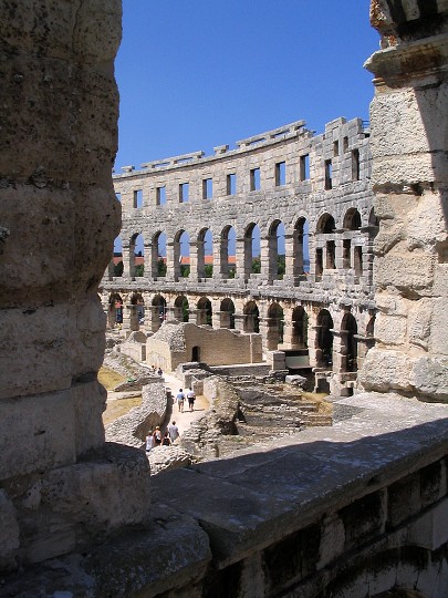 img00004.jpg