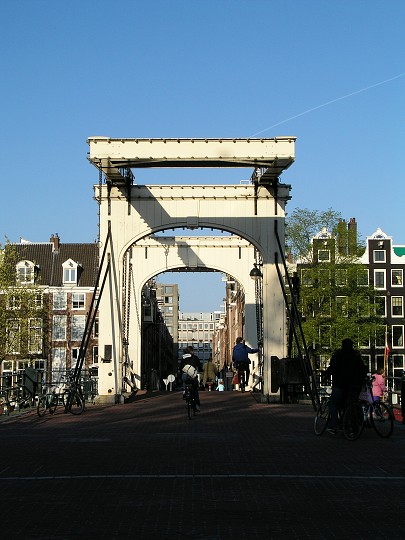 img00009.jpg