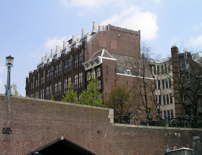 img00021.jpg