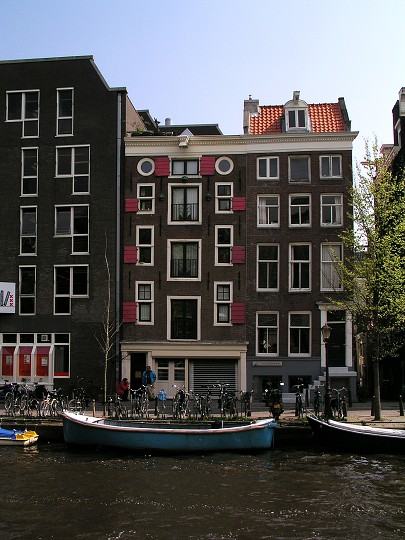 img00032.jpg