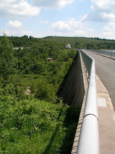 img00025.jpg