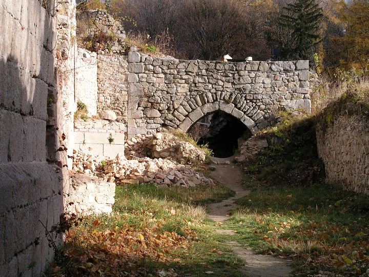 img00006.jpg