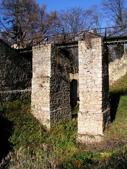 img00018.jpg