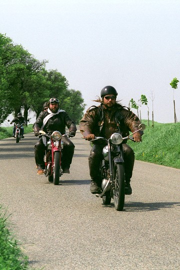 img00009.jpg