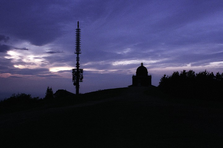 img00004.jpg