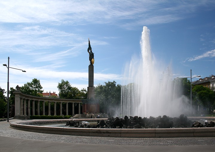 img00009.jpg