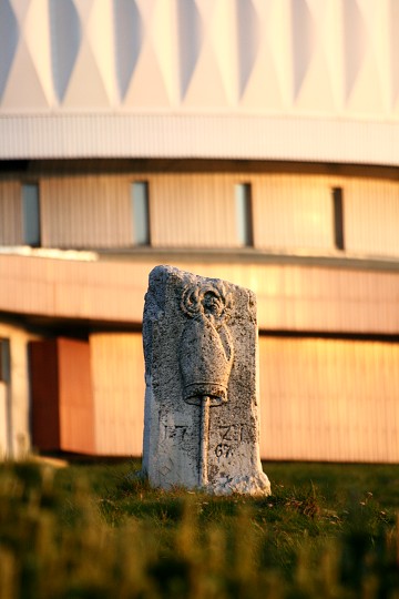 img00018.jpg