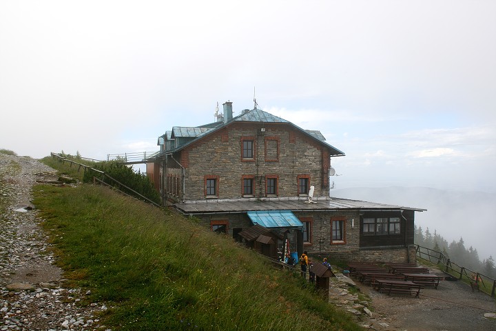 img00033.jpg