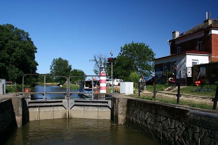 img00019.jpg