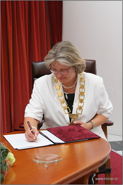img00012.jpg