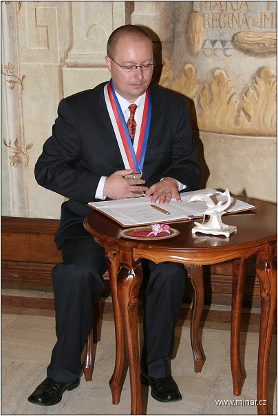 img00022.jpg
