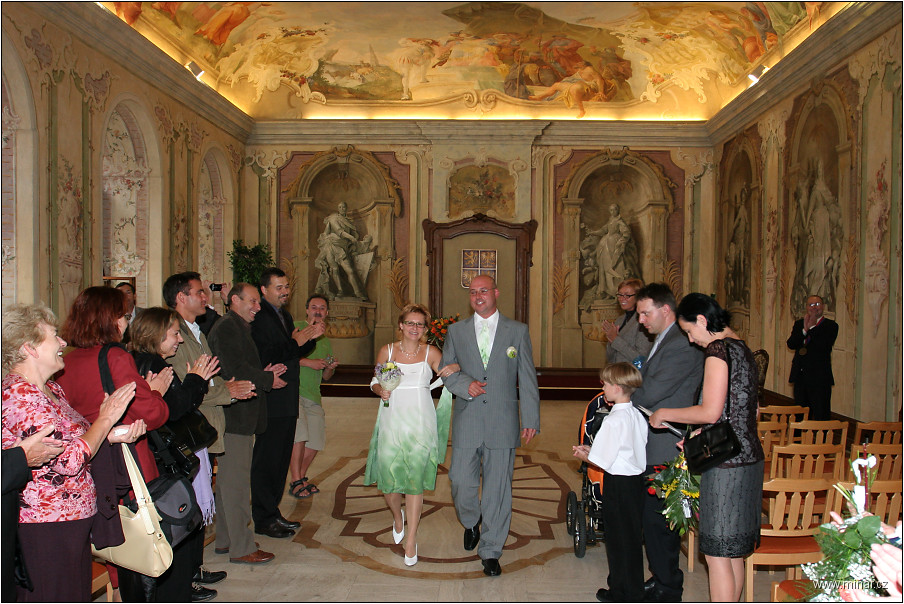 img00027.jpg