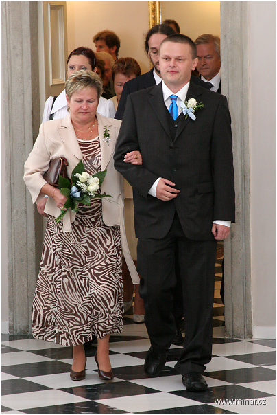 img00006.jpg