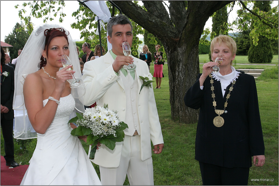 img00009.jpg
