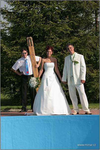img00030.jpg