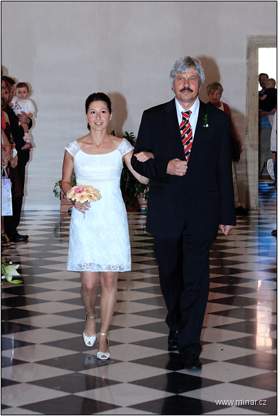 img00006.jpg