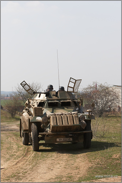 img00030.jpg