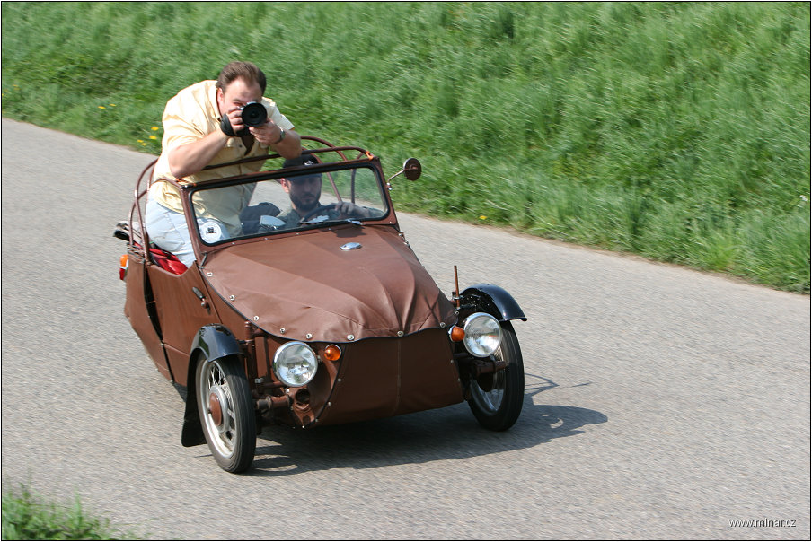 img00006.jpg