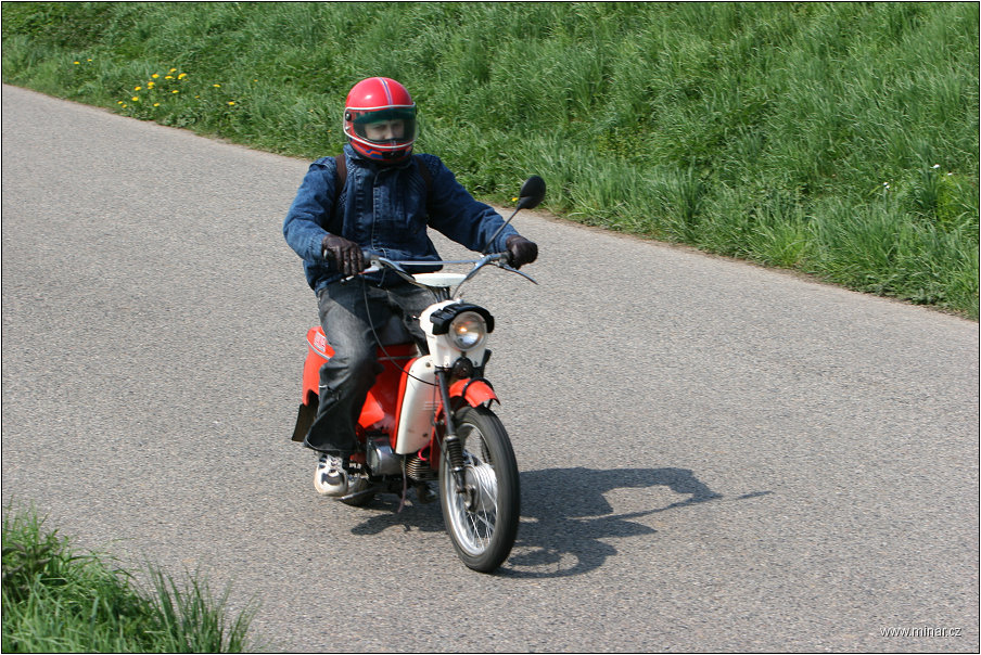 img00008.jpg