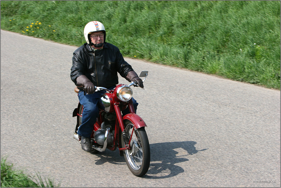 img00016.jpg