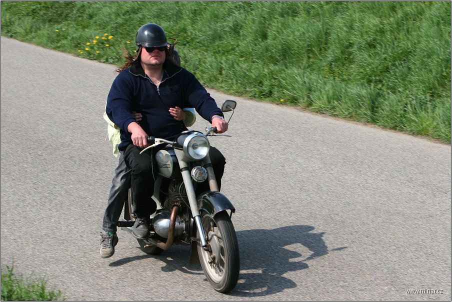 img00018.jpg