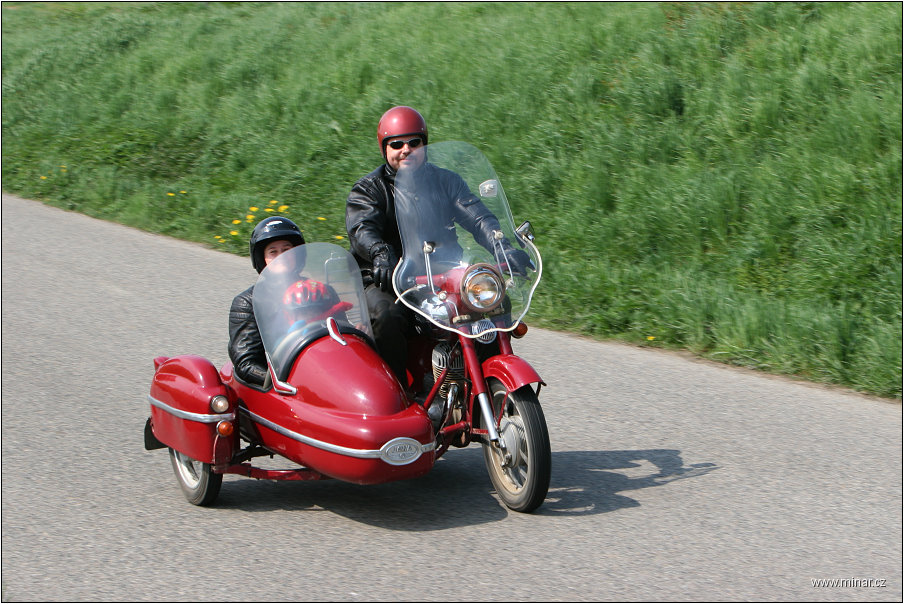 img00033.jpg