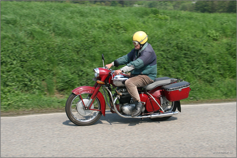 img00052.jpg