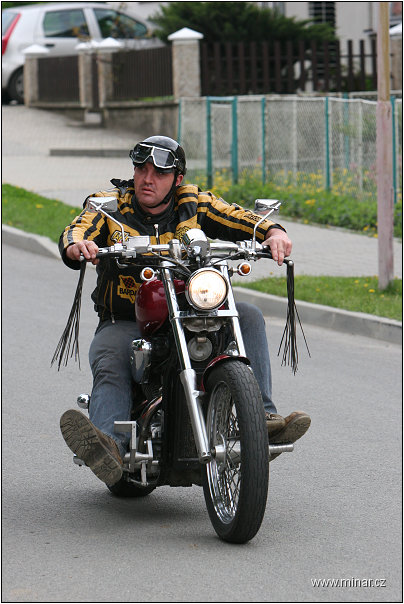 img00064.jpg