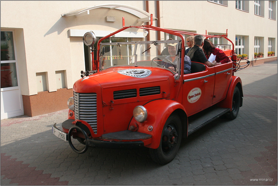 img00011.jpg