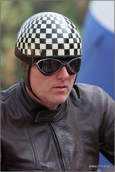 img00028.jpg