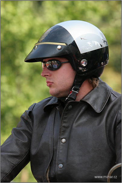 img00029.jpg