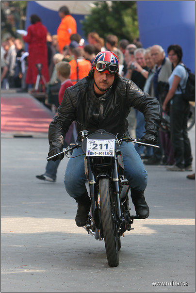 img00037.jpg