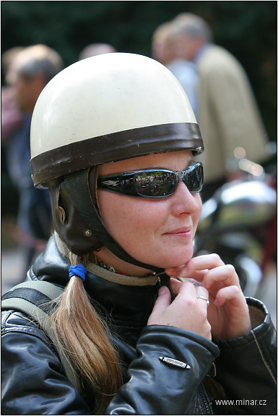 img00042.jpg