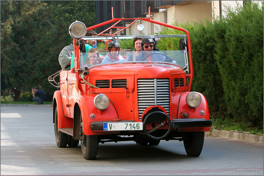 img00051.jpg
