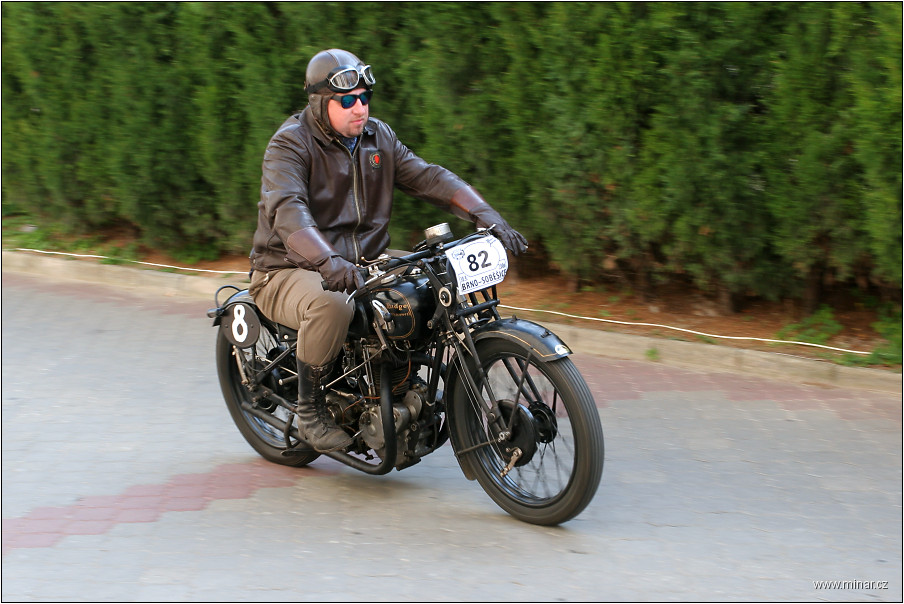 img00066.jpg
