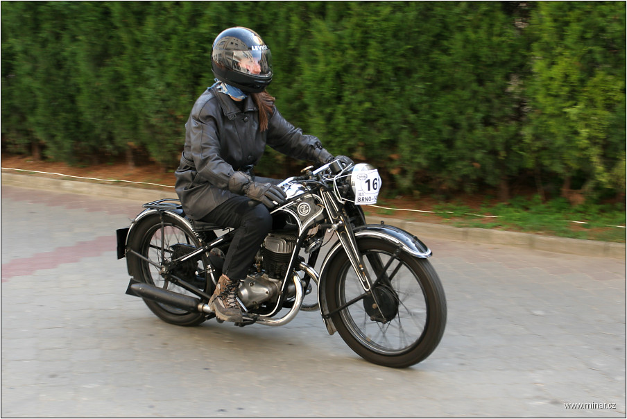 img00074.jpg