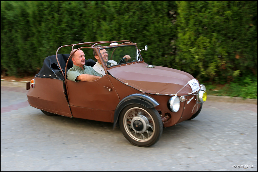 img00079.jpg