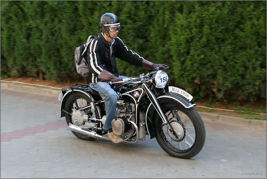 img00090.jpg