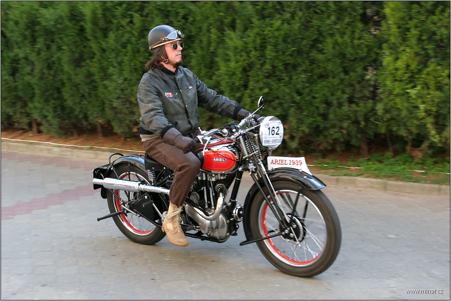 img00094.jpg