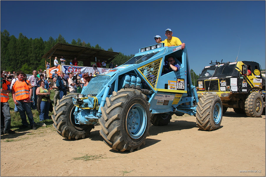 img00015.jpg