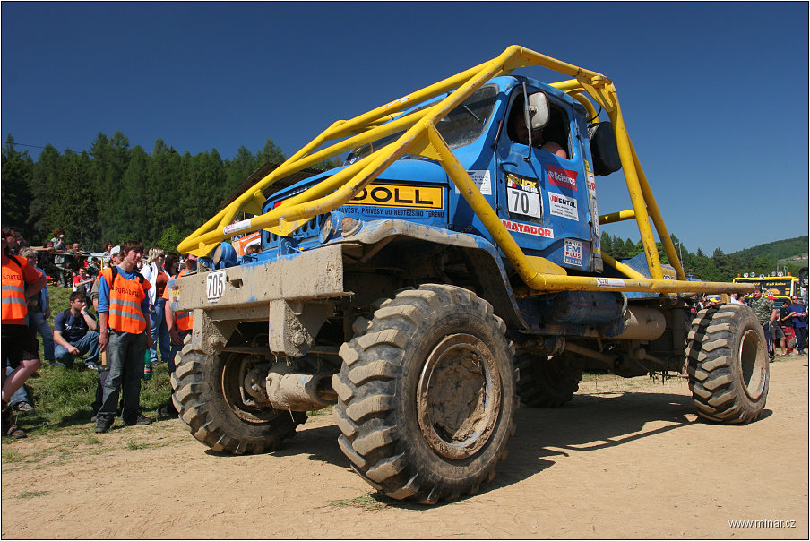 img00017.jpg