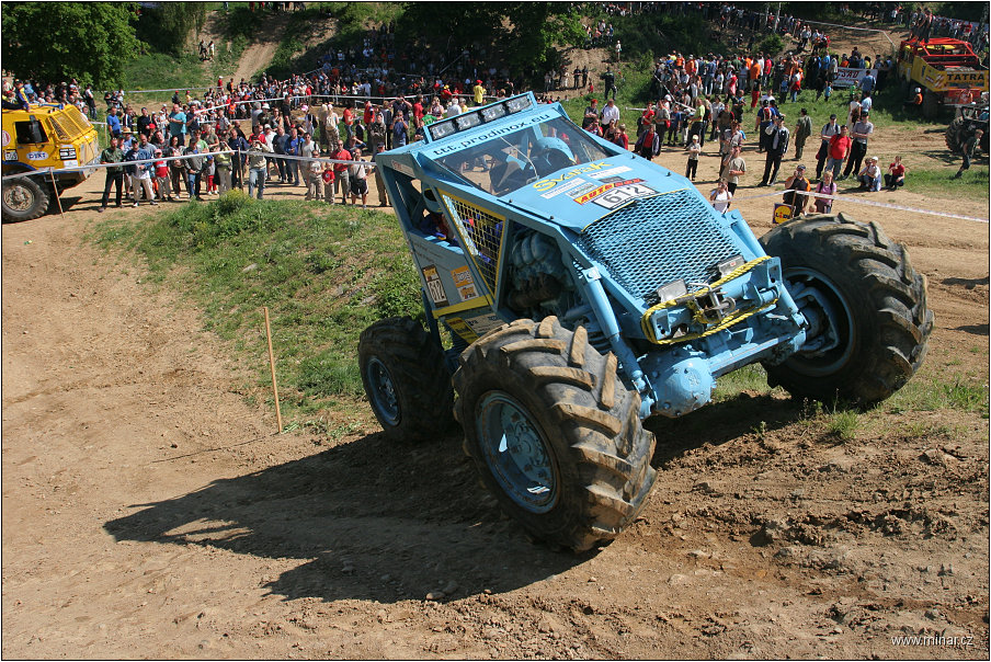 img00030.jpg