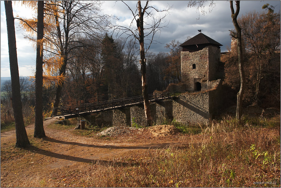 img00009.jpg