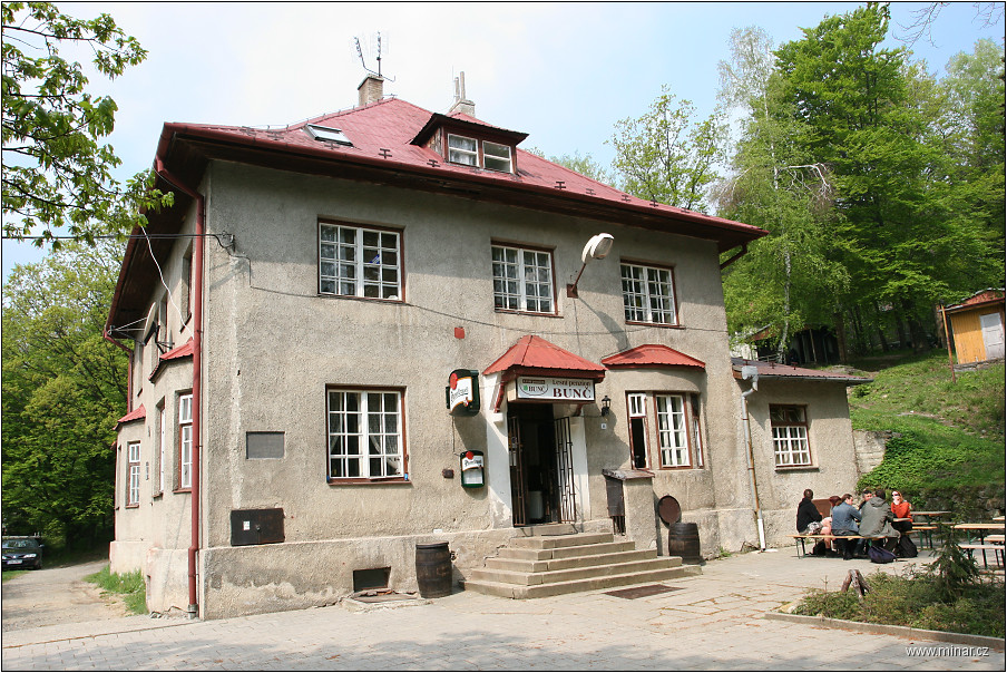 img00018.jpg
