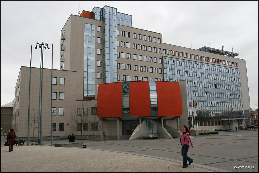 img00003.jpg