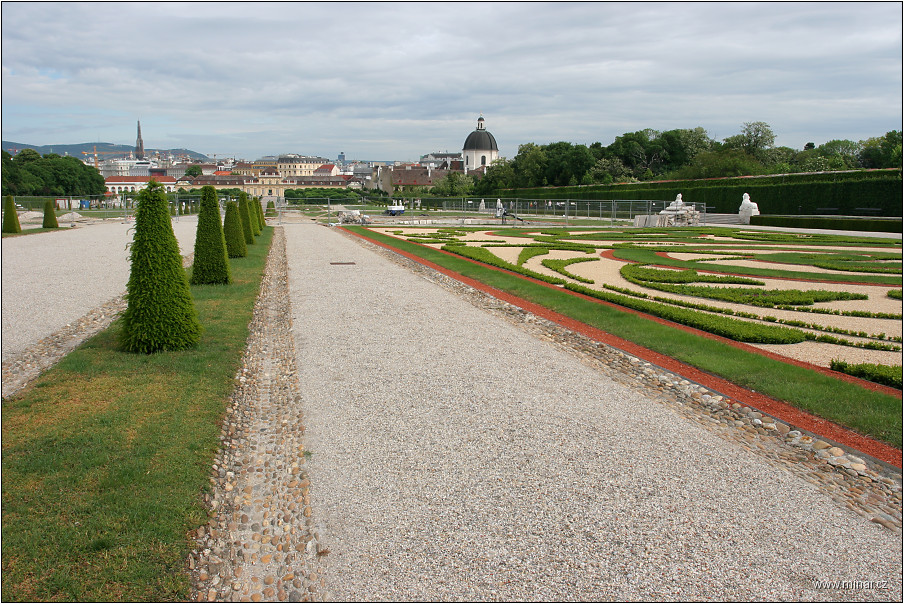 img00014.jpg