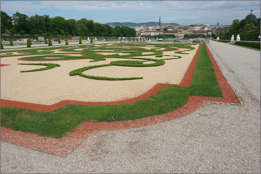 img00015.jpg