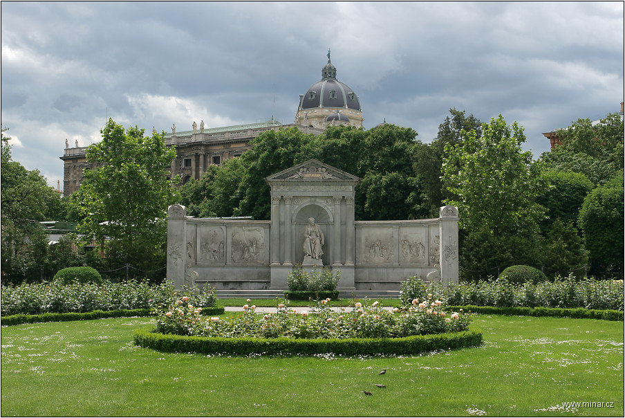 img00037.jpg