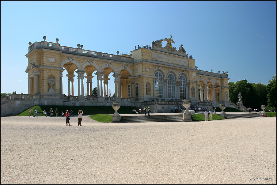 img00086.jpg